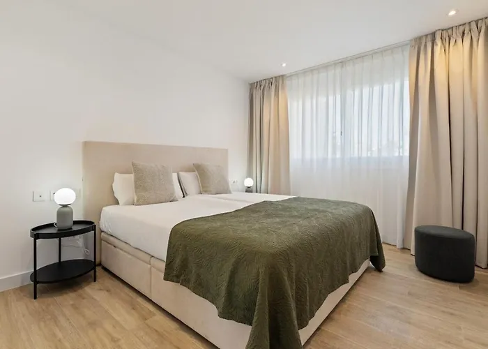 Al4-2017 - - Alcazaba Lagoon *