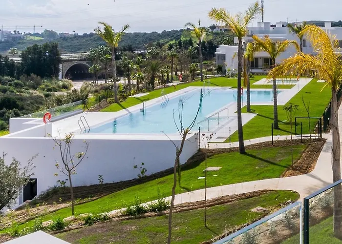 Al4-2017 - - Alcazaba Lagoon Estepona