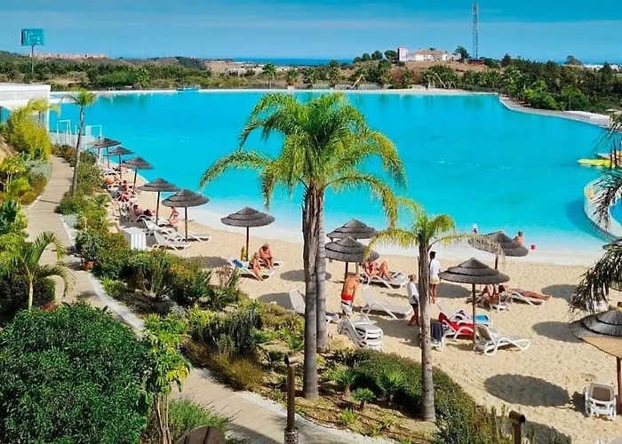 Al4-2017 - - Alcazaba Lagoon Appartement *