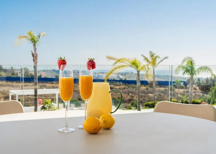 Al4-2017 - - Alcazaba Lagoon *